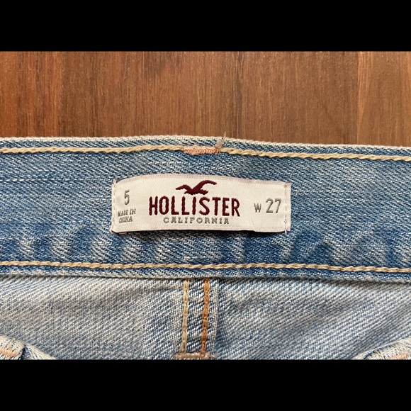Hollister distressed jeans - Picture 3 of 7